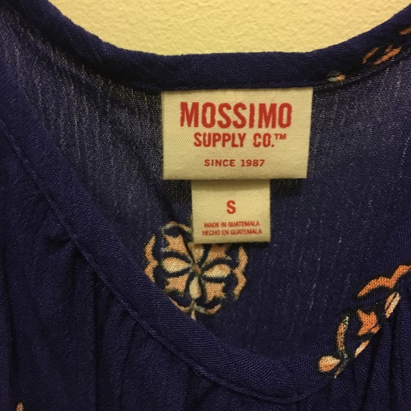 Top - Picture 2 of 3